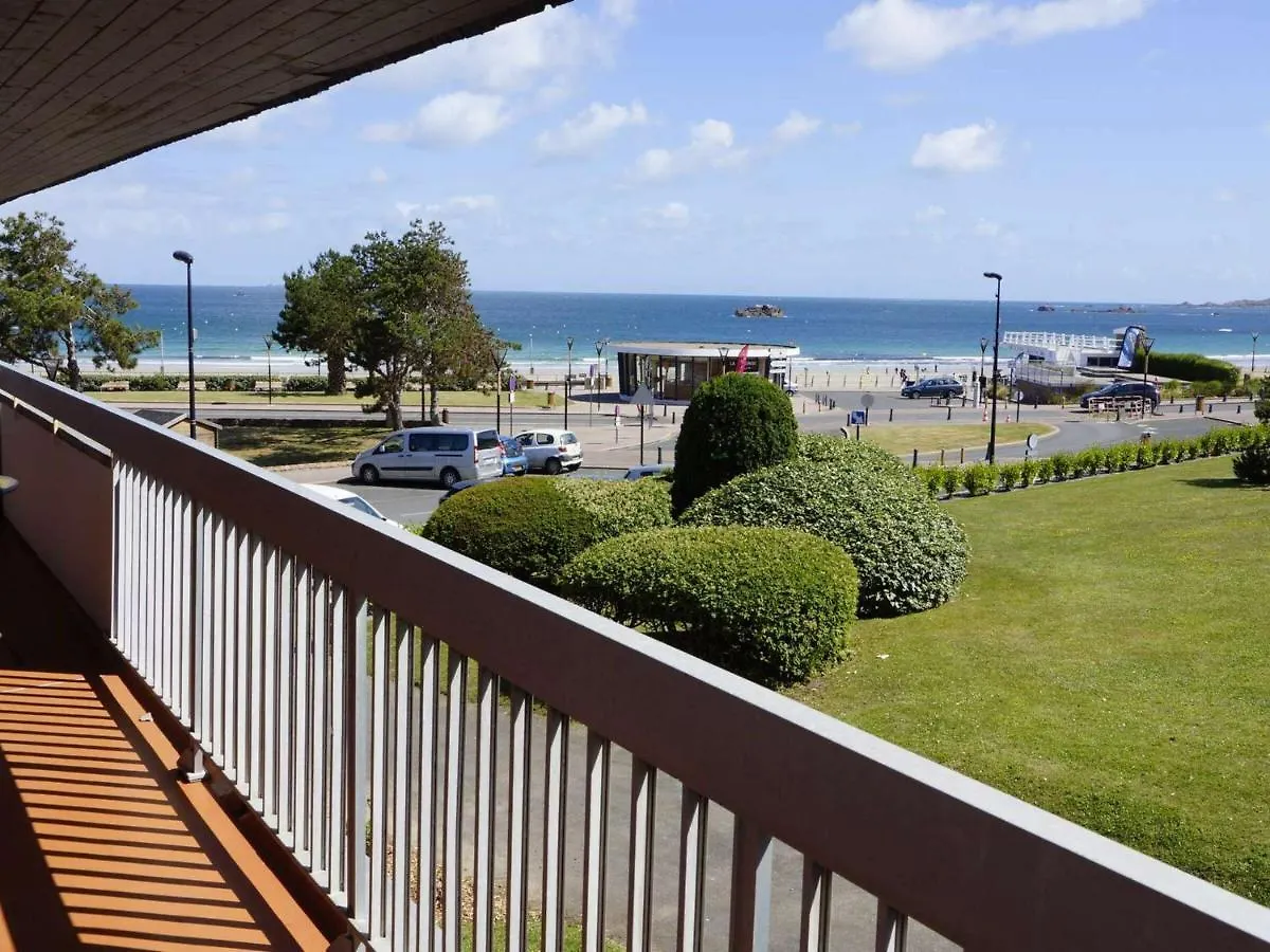 Appartement 3* Avec Terrasse Et Parking, A 2 Pas De La Plage De Trestraou A Perros-Guirec - Fr-1-368-244 location