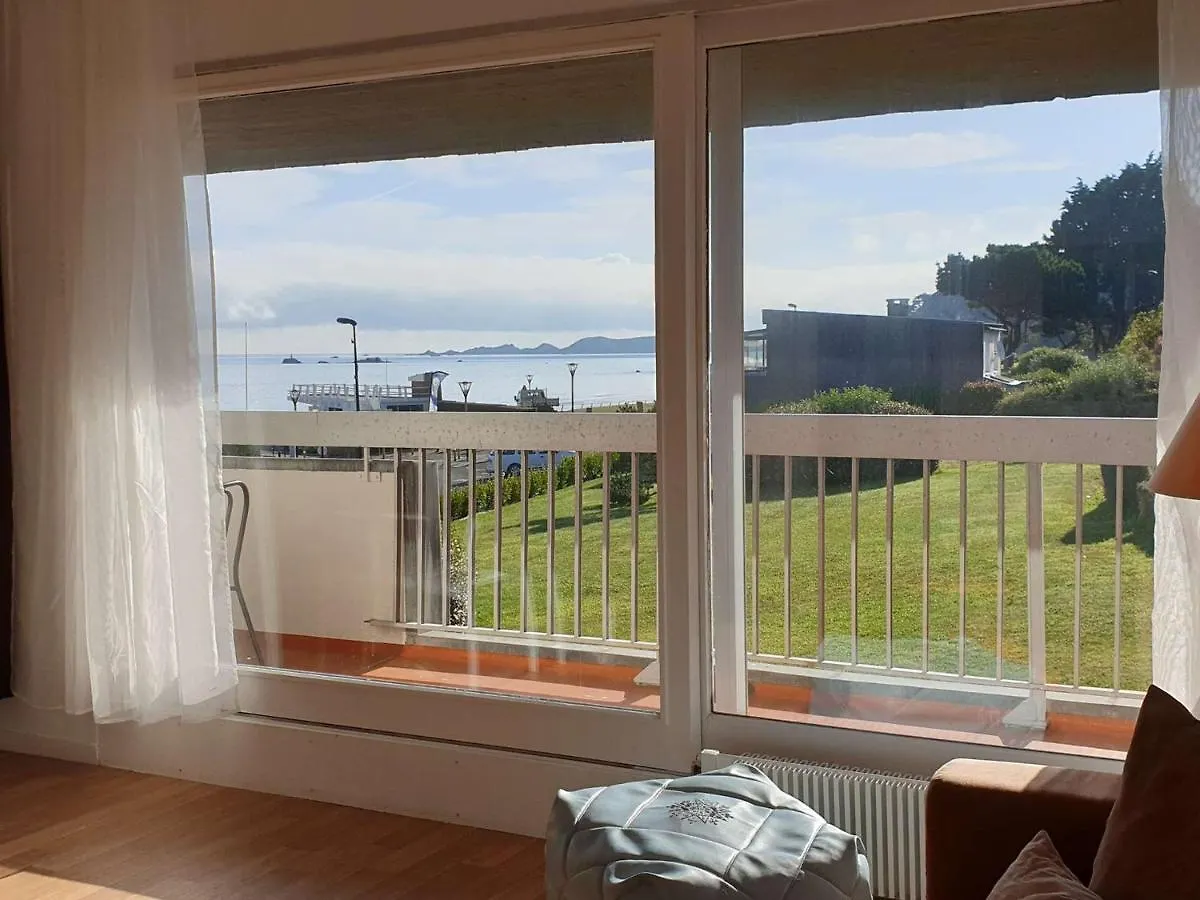 Appartement 3* Avec Terrasse Et Parking, A 2 Pas De La Plage De Trestraou A Perros-Guirec - Fr-1-368-244 Apartment